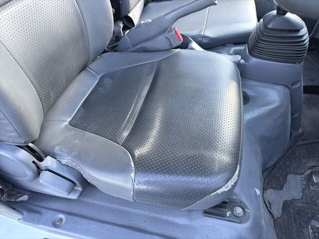 マツダタイタンバキュームカー小型（2t・3t）[写真17]