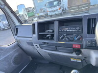 マツダタイタンバキュームカー小型（2t・3t）[写真19]