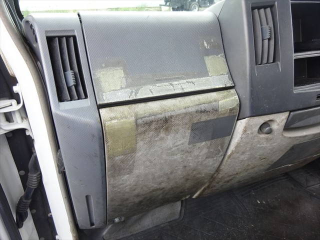 マツダタイタンバキュームカー小型（2t・3t）[写真30]