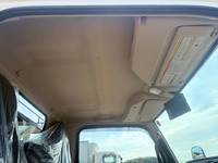 三菱ふそうキャンターコンテナ専用車小型（2t・3t）[写真25]