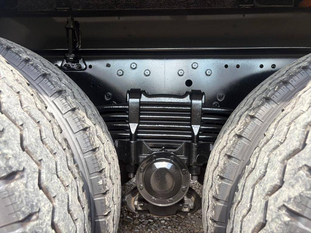 三菱ふそうスーパーグレートダンプ大型（10t）[写真18]