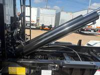 三菱ふそうキャンターコンテナ専用車小型（2t・3t）[写真11]