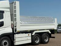 三菱ふそうスーパーグレートダンプ大型（10t）[写真07]