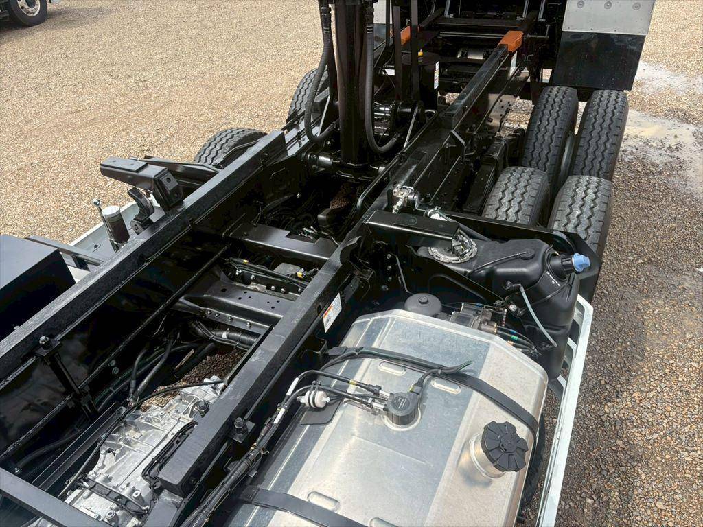 三菱ふそうスーパーグレートダンプ大型（10t）[写真14]