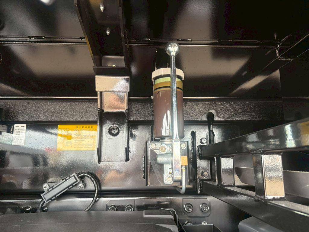 三菱ふそうスーパーグレートダンプ大型（10t）[写真18]
