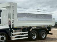 三菱ふそうスーパーグレートダンプ大型（10t）[写真07]