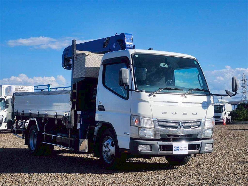 三菱ふそうキャンタークレーン4段小型（2t・3t）[写真02]
