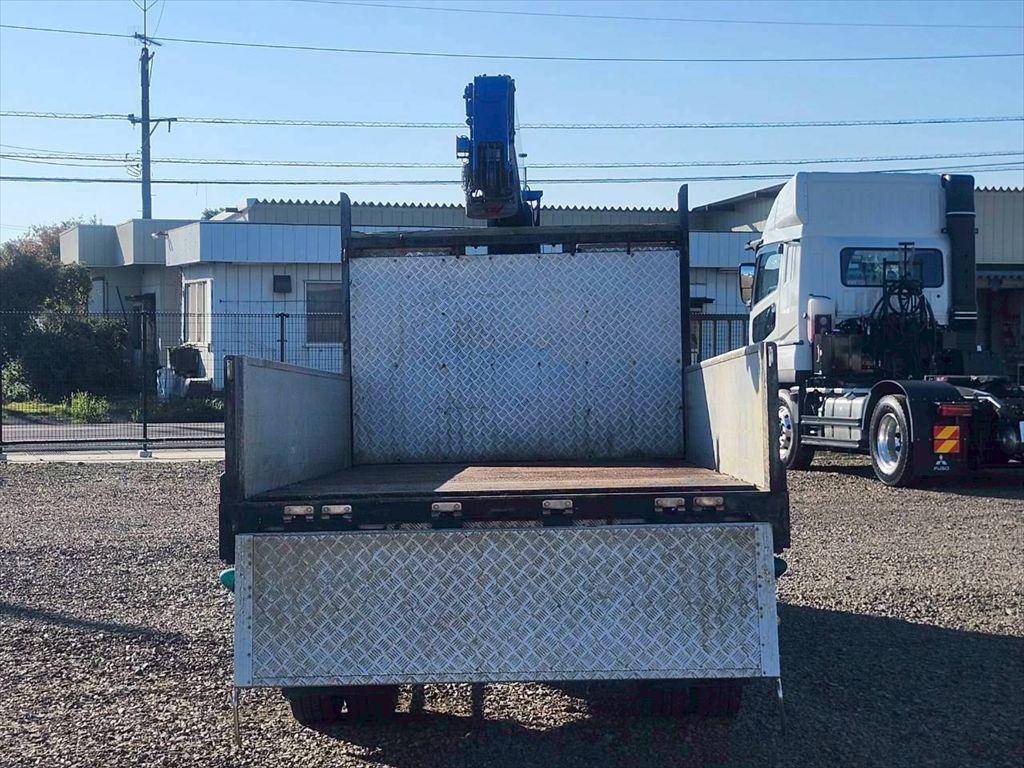 三菱ふそうキャンタークレーン4段小型（2t・3t）[写真09]