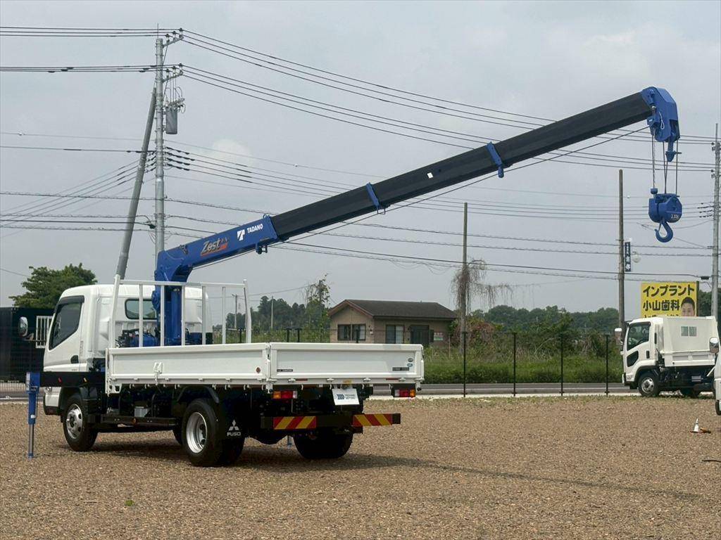 三菱ふそうキャンタークレーン4段小型（2t・3t）[写真10]