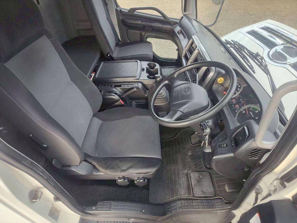 日野レンジャークレーン6段増トン（6t・8t）[写真19]