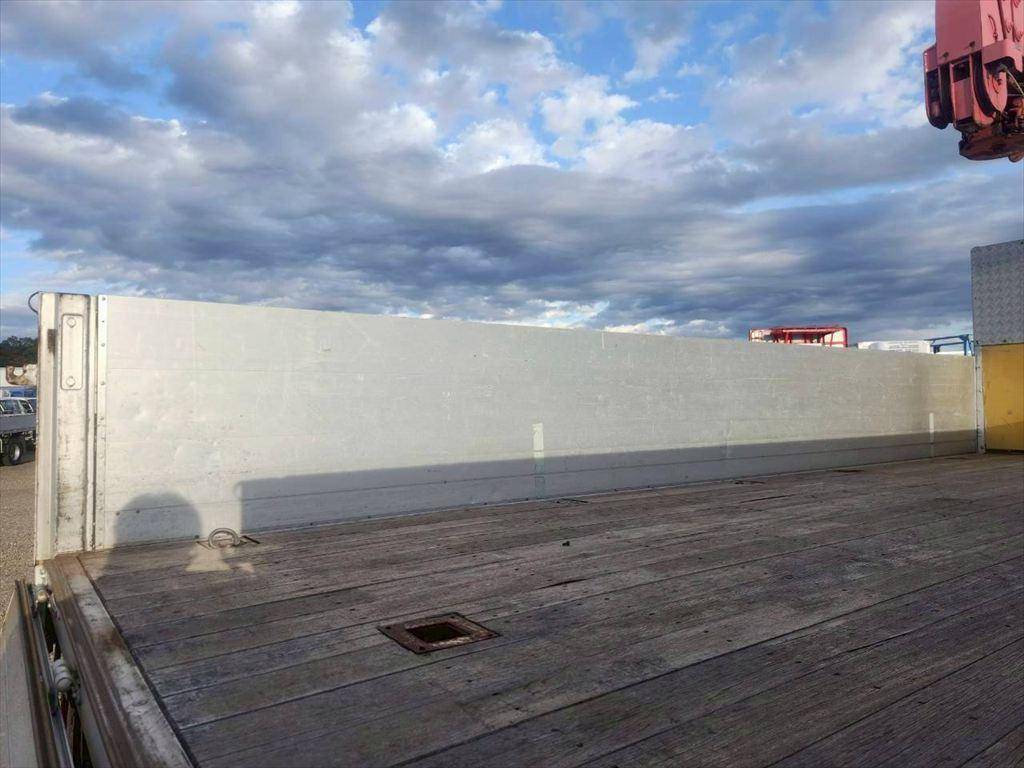 日野レンジャークレーン6段増トン（6t・8t）[写真09]