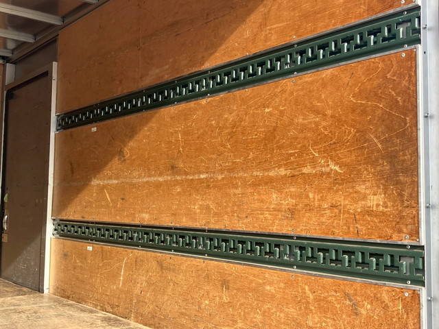 トヨタダイナアルミバン小型（2t・3t）[写真13]