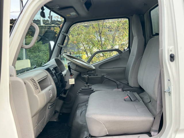 トヨタダイナアルミバン小型（2t・3t）[写真31]