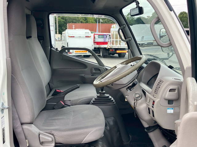 トヨタダイナアルミバン小型（2t・3t）[写真32]