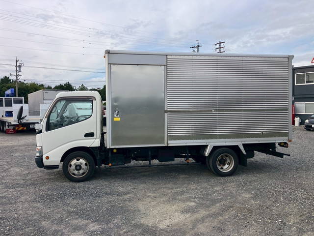 トヨタダイナアルミバン小型（2t・3t）[写真05]