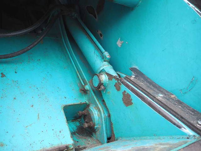 いすゞフォワードパッカー車（塵芥車）中型（4t）[写真24]