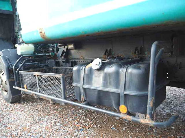 いすゞフォワードパッカー車（塵芥車）中型（4t）[写真28]