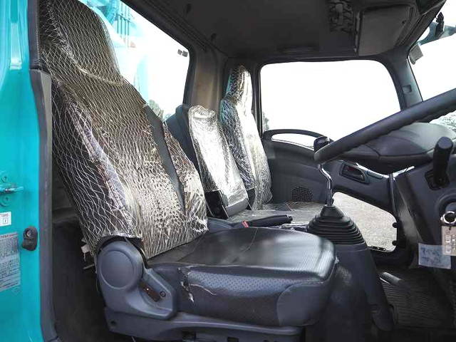 いすゞフォワードパッカー車（塵芥車）中型（4t）[写真34]