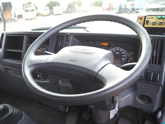 いすゞフォワードパッカー車（塵芥車）中型（4t）[写真36]