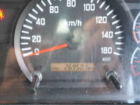 いすゞフォワードパッカー車（塵芥車）中型（4t）[写真38]