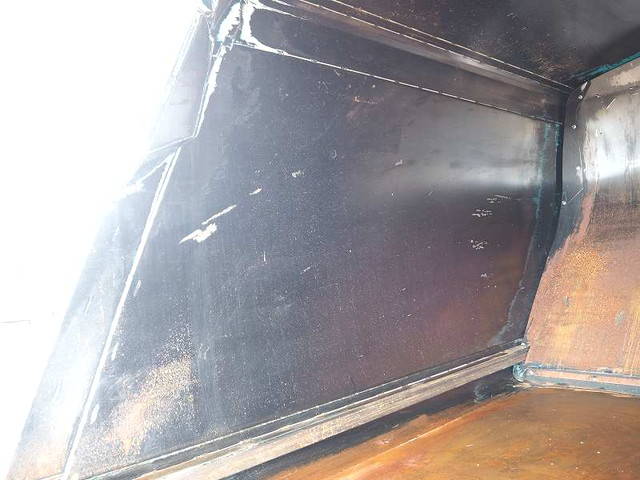 いすゞフォワードパッカー車（塵芥車）中型（4t）[写真09]