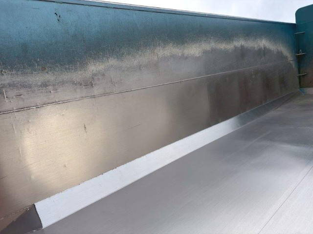 UDトラックスコンドル深ダンプ（土砂禁ダンプ）増トン（6t・8t）[写真12]