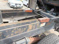 UDトラックスコンドル深ダンプ（土砂禁ダンプ）増トン（6t・8t）[写真16]