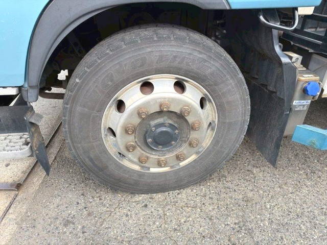 UDトラックスコンドル深ダンプ（土砂禁ダンプ）増トン（6t・8t）[写真23]