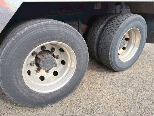 UDトラックスコンドル深ダンプ（土砂禁ダンプ）増トン（6t・8t）[写真24]