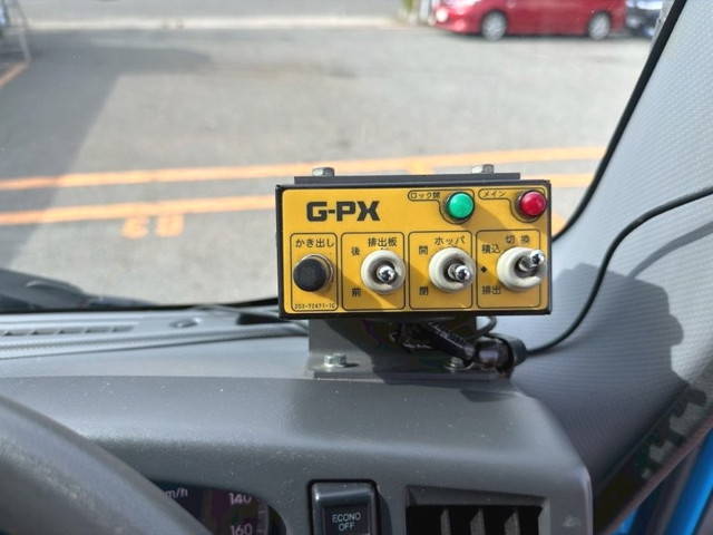 いすゞフォワードパッカー車（塵芥車）中型（4t）[写真35]