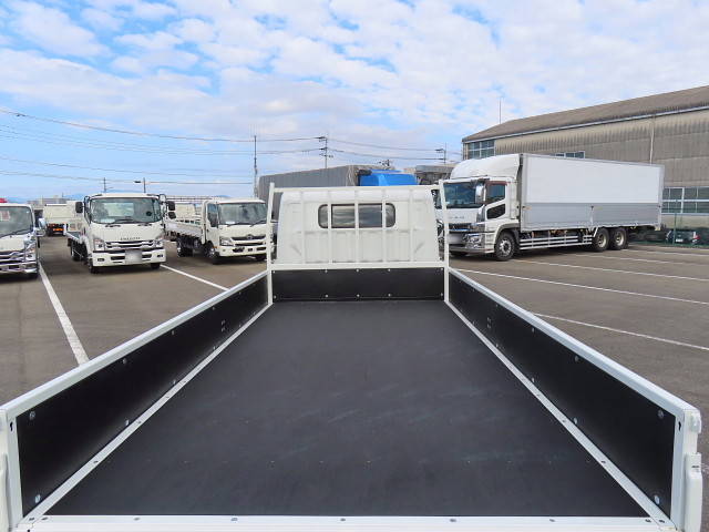 三菱ふそうキャンター平ボディ小型（2t・3t）[写真22]
