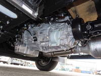 三菱ふそうキャンター平ボディ小型（2t・3t）[写真08]