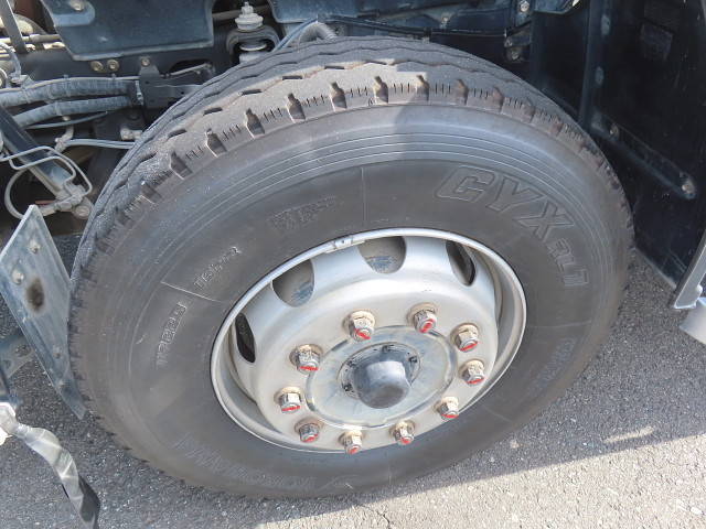 いすゞギガミキサー車（コンクリートミキサー）大型（10t）[写真12]