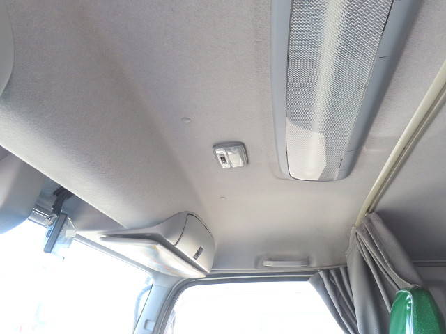 いすゞギガミキサー車（コンクリートミキサー）大型（10t）[写真21]