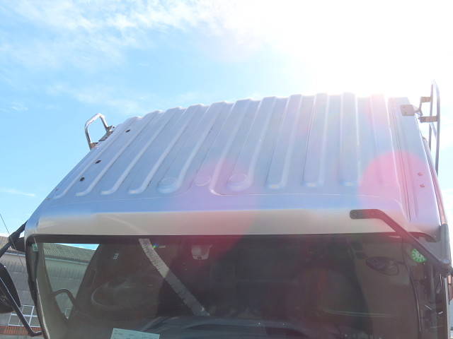 いすゞギガミキサー車（コンクリートミキサー）大型（10t）[写真35]