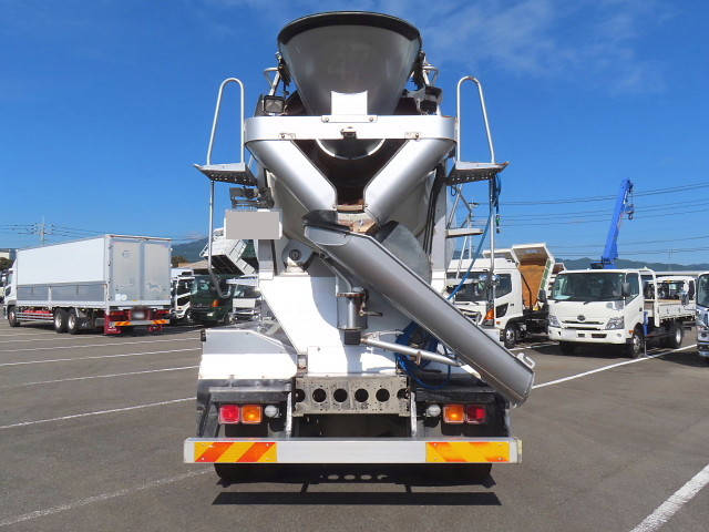 いすゞギガミキサー車（コンクリートミキサー）大型（10t）[写真05]