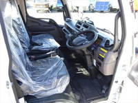 三菱ふそうキャンターセルフクレーン4段小型（2t・3t）[写真19]