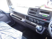 三菱ふそうキャンターセルフクレーン4段小型（2t・3t）[写真22]