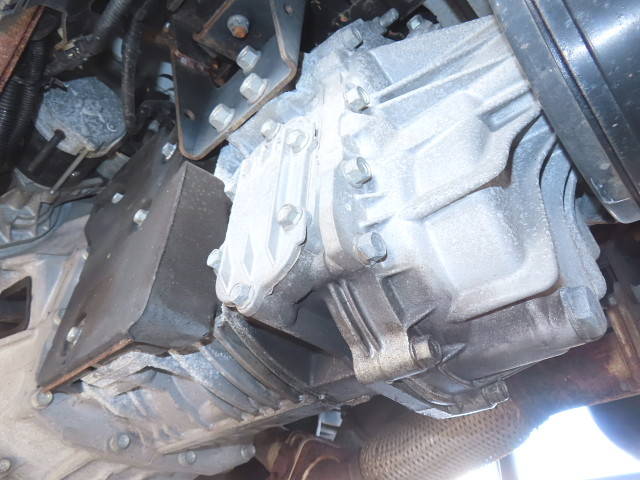 いすゞエルフ冷凍車（冷蔵車）小型（2t・3t）[写真10]