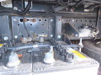 いすゞエルフ冷凍車（冷蔵車）小型（2t・3t）[写真09]