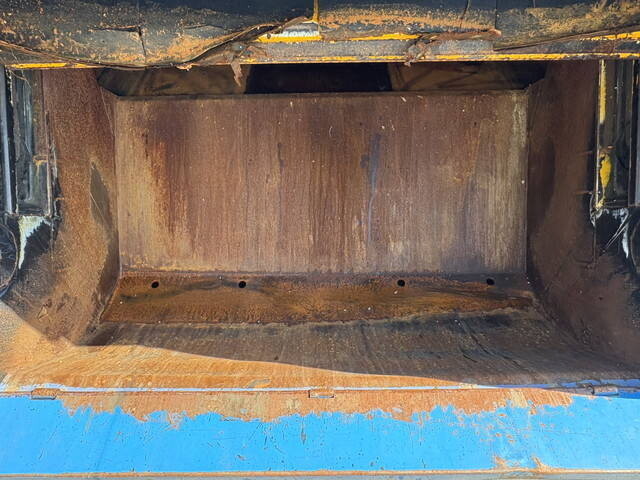 いすゞエルフパッカー車（塵芥車）小型（2t・3t）[写真10]