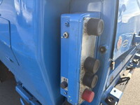 いすゞエルフパッカー車（塵芥車）小型（2t・3t）[写真16]