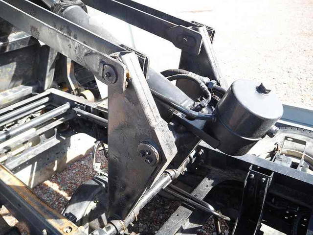 いすゞフォワードダンプ中型（4t）[写真13]