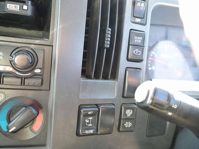 いすゞフォワードダンプ中型（4t）[写真35]