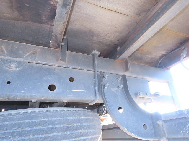 UDトラックスコンドルクレーン付小型（2t・3t）[写真08]