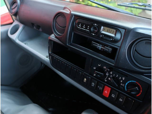 日野デュトロ平ボディ小型（2t・3t）[写真21]