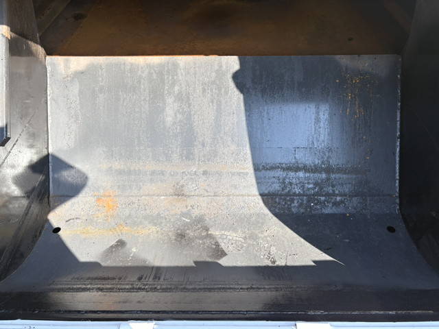 いすゞエルフパッカー車（塵芥車）小型（2t・3t）[写真10]