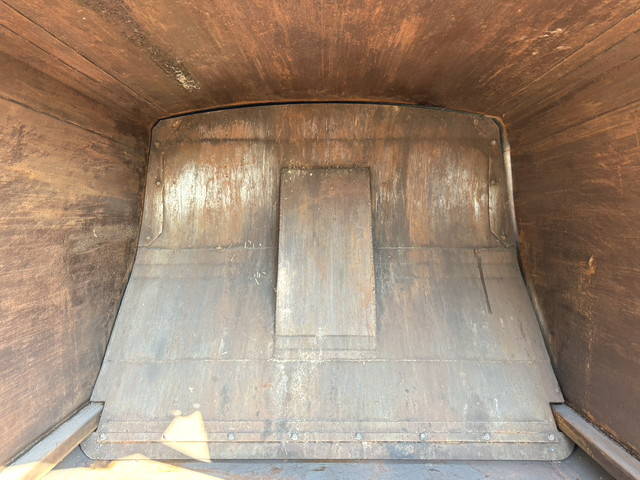 いすゞエルフパッカー車（塵芥車）小型（2t・3t）[写真18]