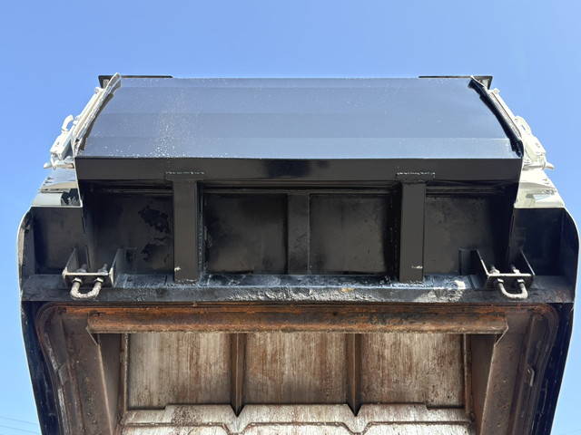 いすゞエルフパッカー車（塵芥車）小型（2t・3t）[写真21]