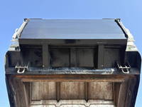 いすゞエルフパッカー車（塵芥車）小型（2t・3t）[写真22]